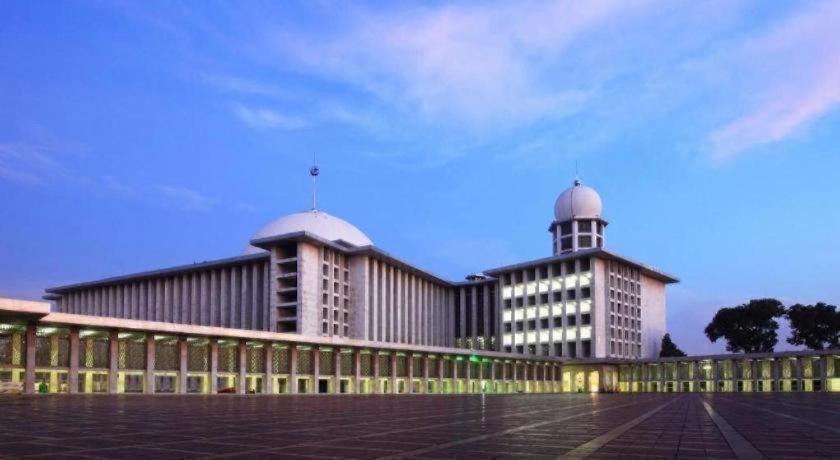Hotel Oyo 1805 Fatmawati Mansion Syariah Yakarta Exterior foto